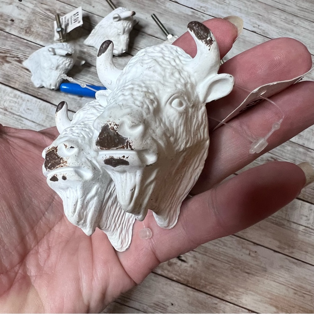 💙NEW (7) buffalo knobs - Picture 4 of 5
